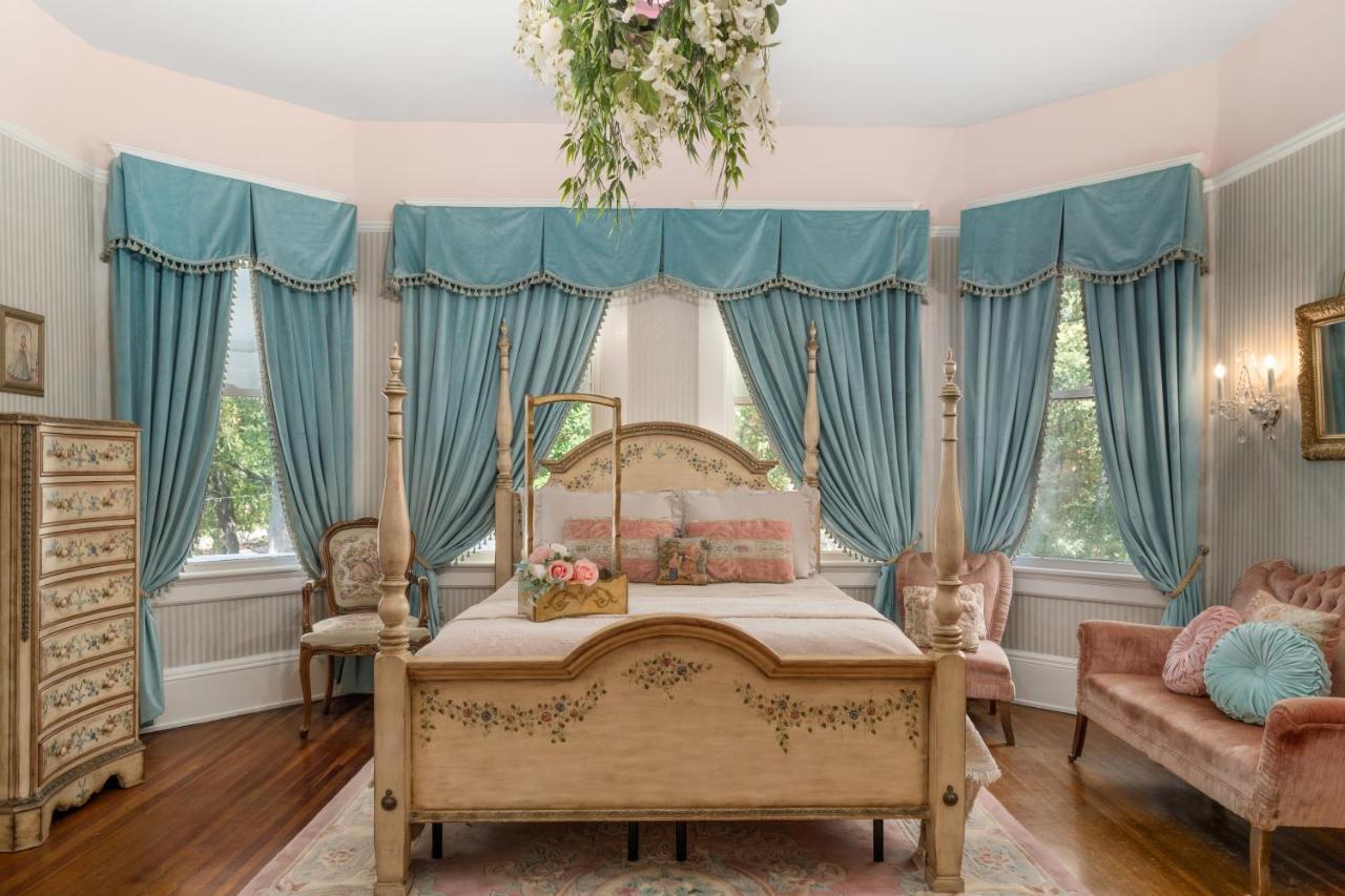 Ross Mansion Bed & Breakfast Хаттисберг Экстерьер фото