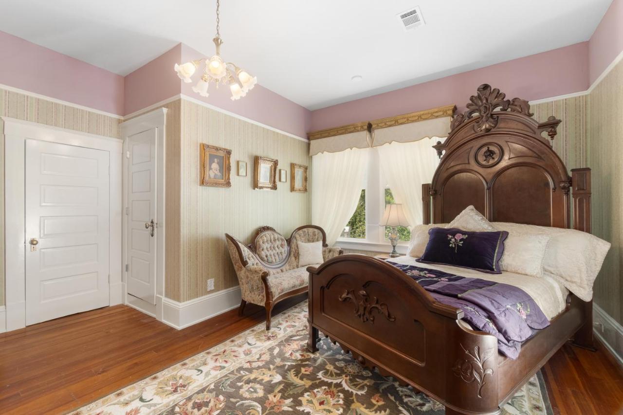 Ross Mansion Bed & Breakfast Хаттисберг Экстерьер фото
